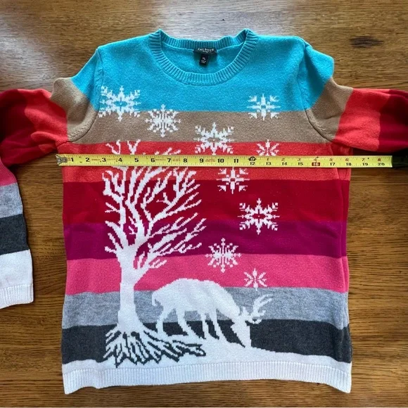 ⭐️ Talbots Striped Holiday Winter Scene Deer Crewneck Sweater MEDIUM PETITE - Picture 7 of 11
